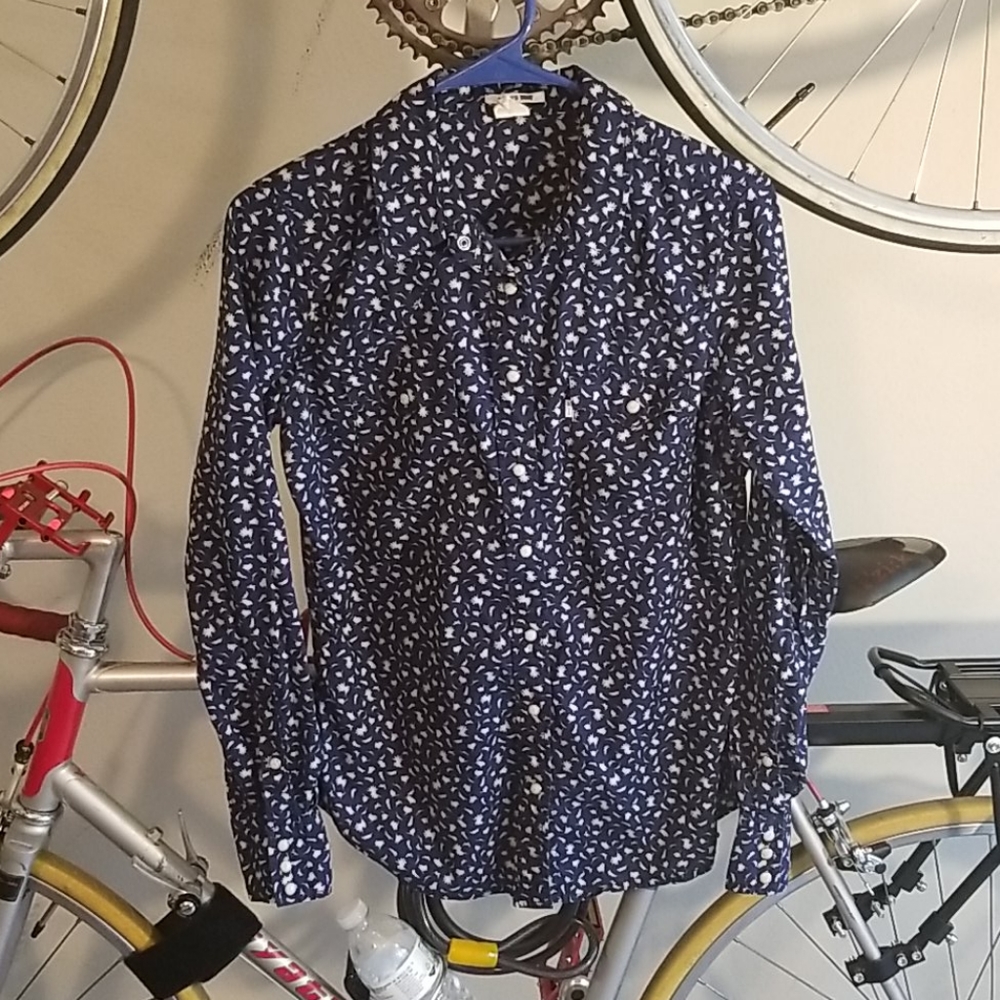 Levi's button down hipster